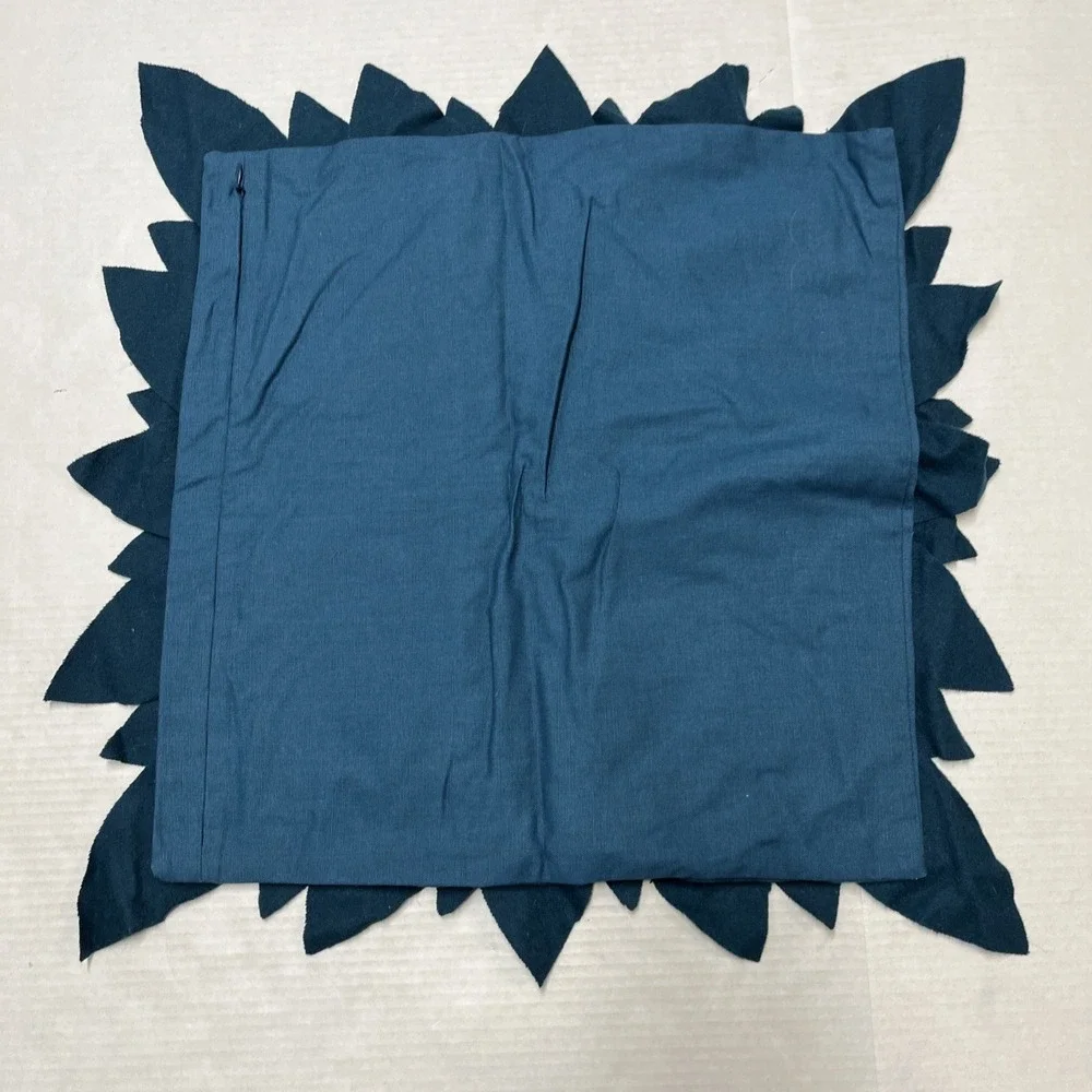 Grandinroad‎ Pillow Shams Teal Layered 3D Floral Wool Blend Square Set Of 2